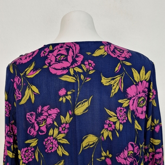 Express Blue Pink Floral Dark Cottagecore Romantic Bell Sleeves Blouse Size L - Picture 6 of 13
